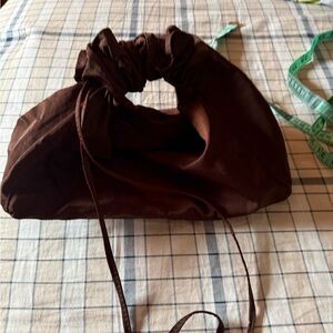 Elegant Brown Women's Shoulder Bag